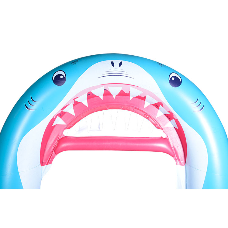 鲨鱼喷水充气游戏拱门